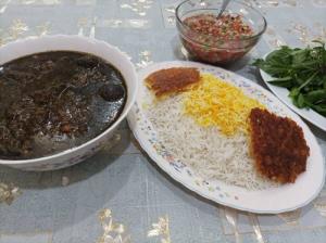 ناهارامروزماقرمه سبزی جان