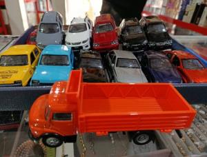 برین بازی کنین تا من کارام کنم ✋️😅😅😅