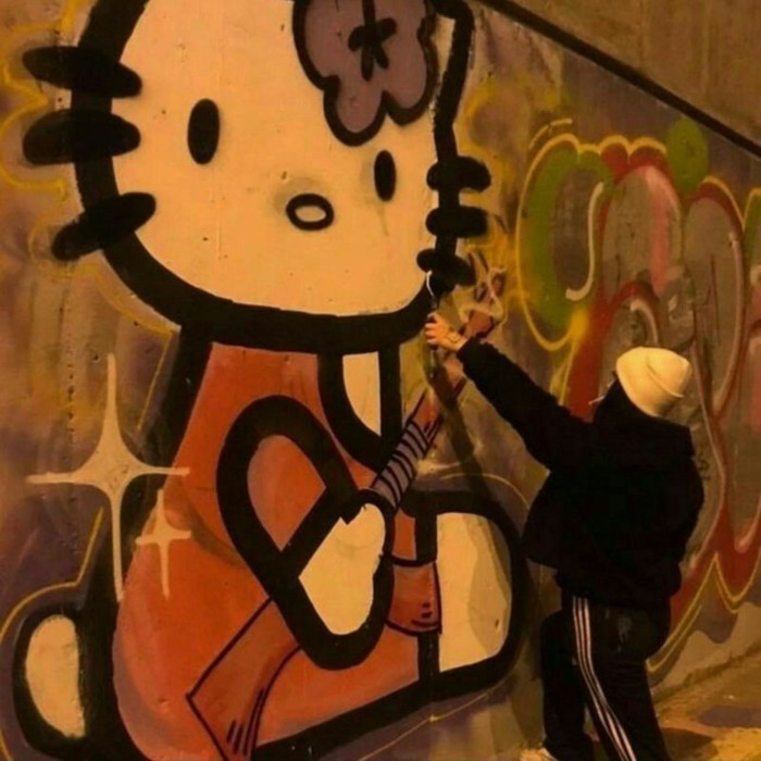 چیزی که آدم و زیبا میکنه ظاهر نیست.......
شخصیه✨️