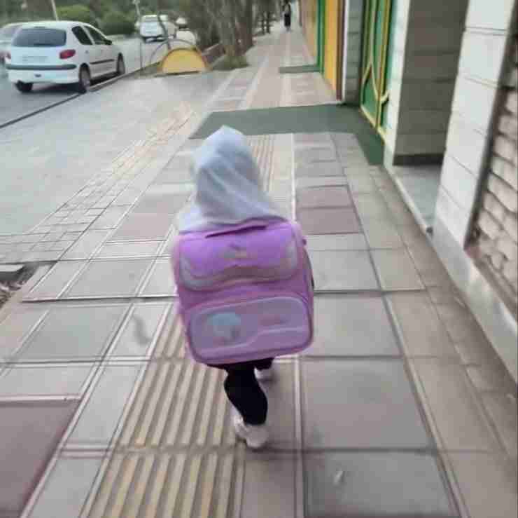 هواسمون به این کیف های متحرک نازنین باشه 😁😁😂😂❤❤❤❤😘😘😘😘