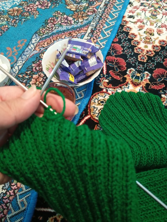 شال زمستانی بابا سیدم بلاخره تموم شد 😌😌😌☺️