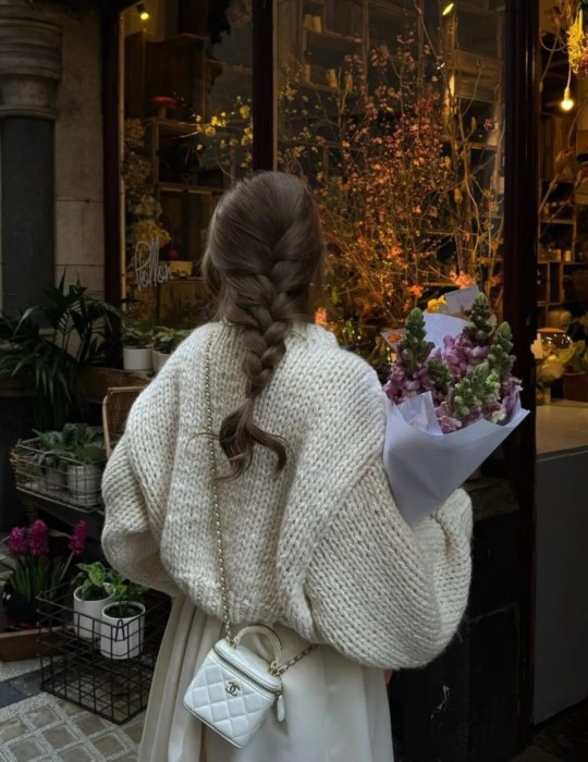 می تپم در امیدی مبهم... میان رسیدن و نرسیدن