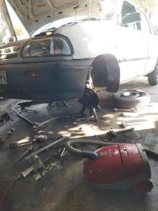 اول ماشین درست کنم یا جاروبرقی رو والا موندم کدوم درست کنم