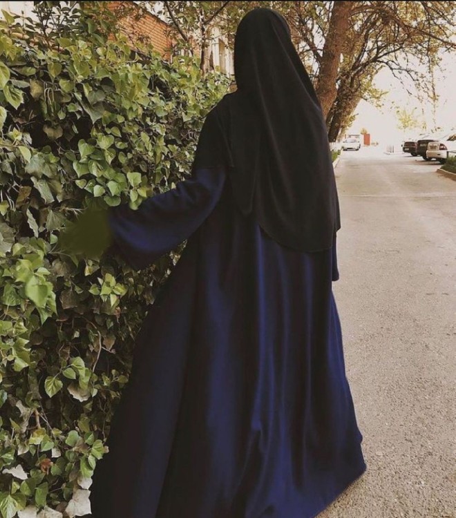 کسی هست بگوید من حاضرم ؟!  