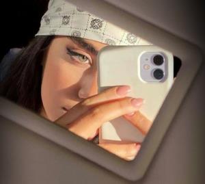 کپشن رو بخون👇🏻