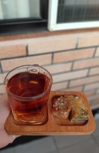 سلام گلای این خونه عصرتون بخوشی🍁🍂من بیشتر از شیرینی عاشق 