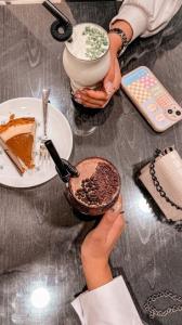 ღکا؋ــہ یِ گرم בوستانهღ