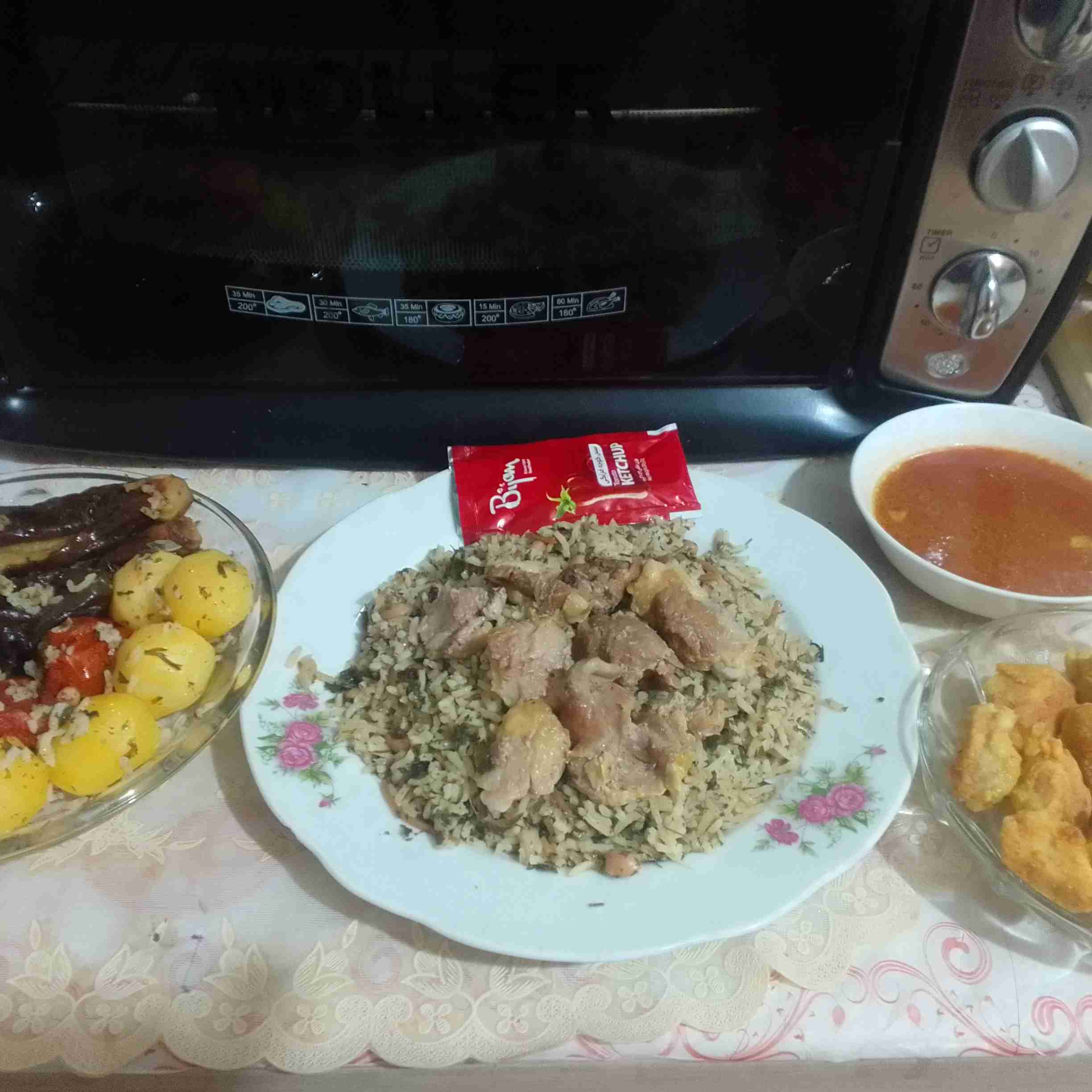 بفرمایید ناهار😋😋😋😋