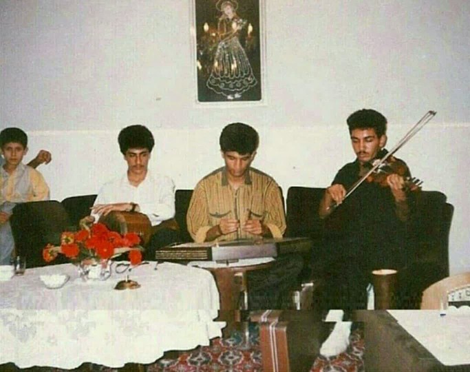 عکس قدیمی از شادمهر عقیلی در سال ۱۳۷۰

