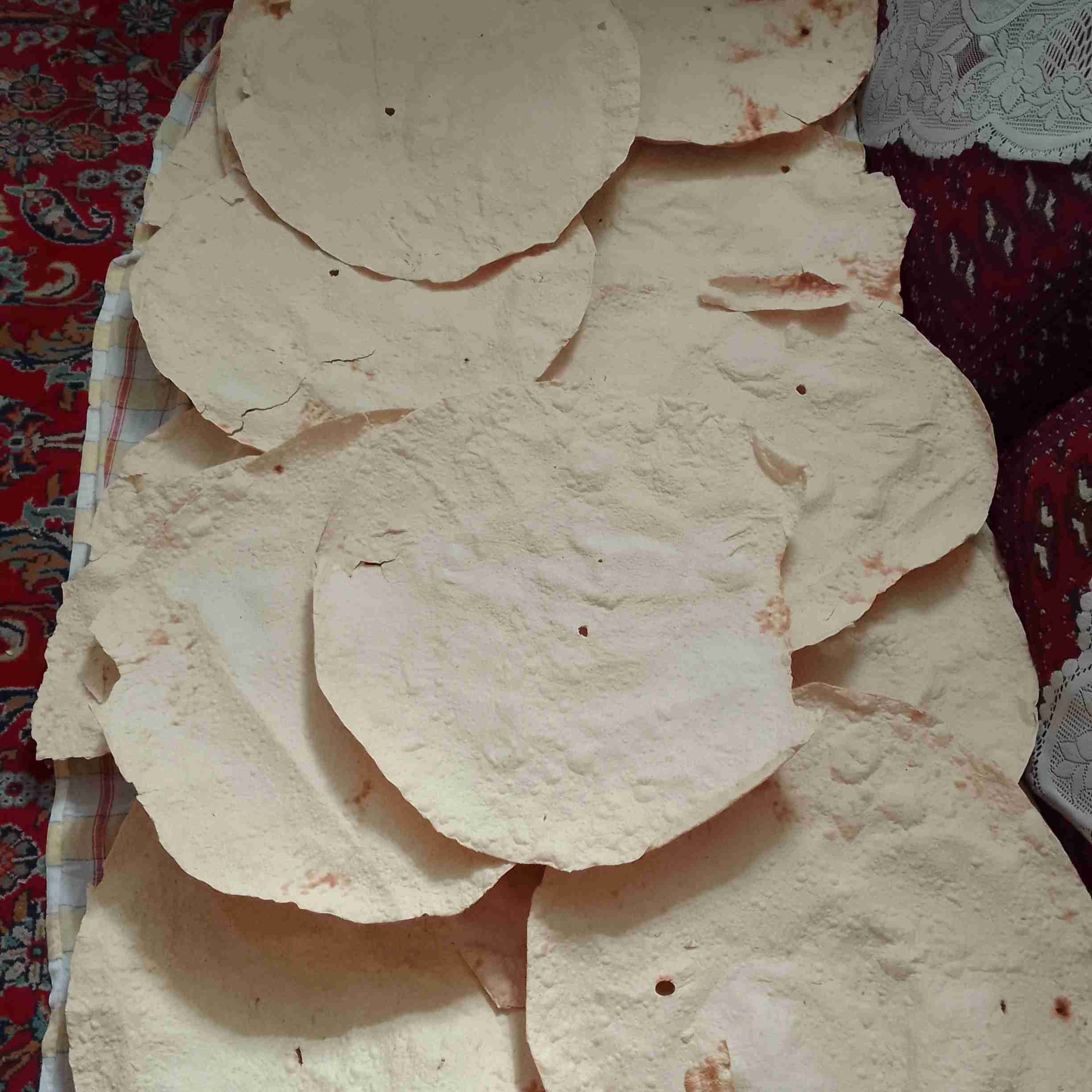 بفرمایید نان سنتی سمنان