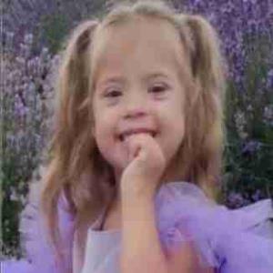 لیزا ، کودک چهار ساله ی اوکراینی دچار سندروم داون از کودکان کشته شده در حملات روسیه به اوکراین 