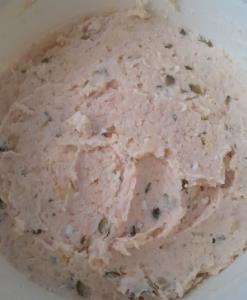 بفرماییدسالادالویه دیگه حوصله تزیینشونداشتم‌ملت‌گشنه‌بودن😂