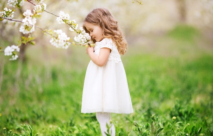 سلام بر دوستان خوبم صبح زیباتون بخیر 🙋🌺☘️🍰