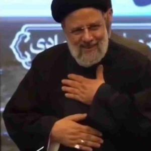 ارزش شما رو زمانی فهمیدیم که برای همیشه آسمانی شدی،روحت شاد شهید جمهور عزیز🌹