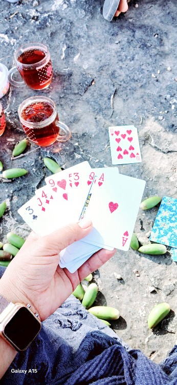 فرقی نداره حکم چی باشه رفیق ، شما همیشه لازمی . .🥴