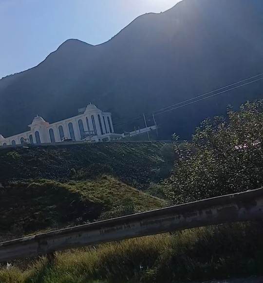 گردنه حیران 🤩