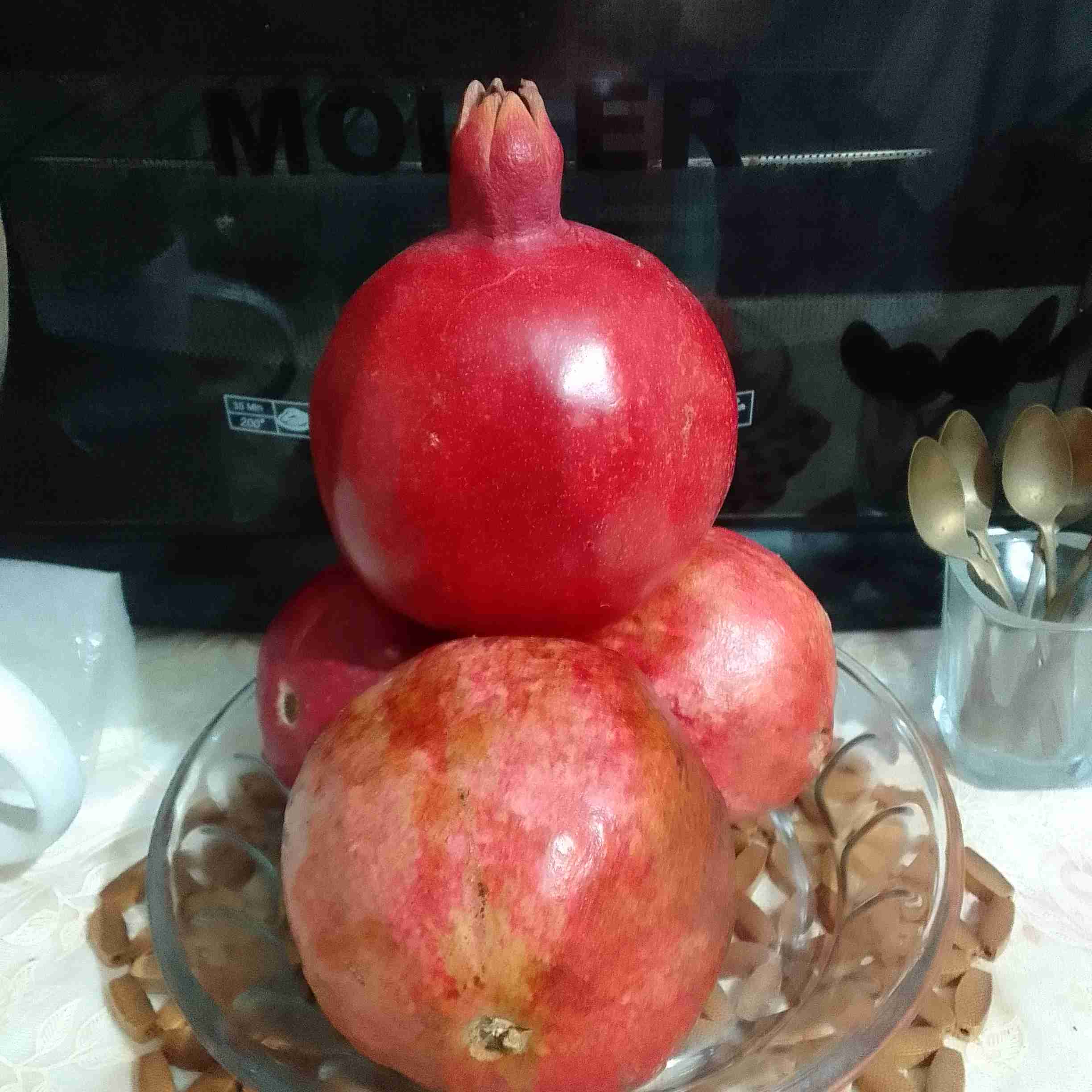 🍅🍅🍅🍍🍍🍉🍉🍊🍊🍋🍋🍎🍎🍒🍒