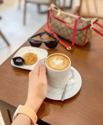 ✍️🏾

هرکس دراین جهان برای خاطرچیزی زنده است