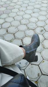 این روزهایم به تظاهر میگذرد...