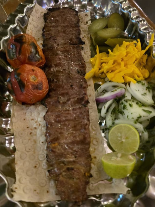 ناهار امروز مهمون برادرم .