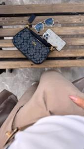 انقدر مشغول ارتقای خودت باش که فرصت نداشته باشی دیگران رو قض