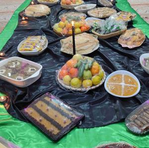 مجلس ختم صلوات وسفره حضرت زهرا علیها سلام..دعاگوی شما گرامیان هستم ..إلهی که عاقبت بخیری نصیب تک تک هم وطنان محترم باشه ..ان شاالله..شبتون در پناه خدا آرام و بدونه دغدغه✨