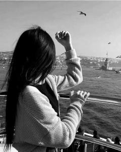 هر چیزی به وقتش قشنگه حتی آدمها...