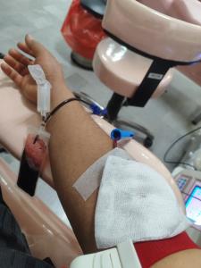 به وقت خون دادن