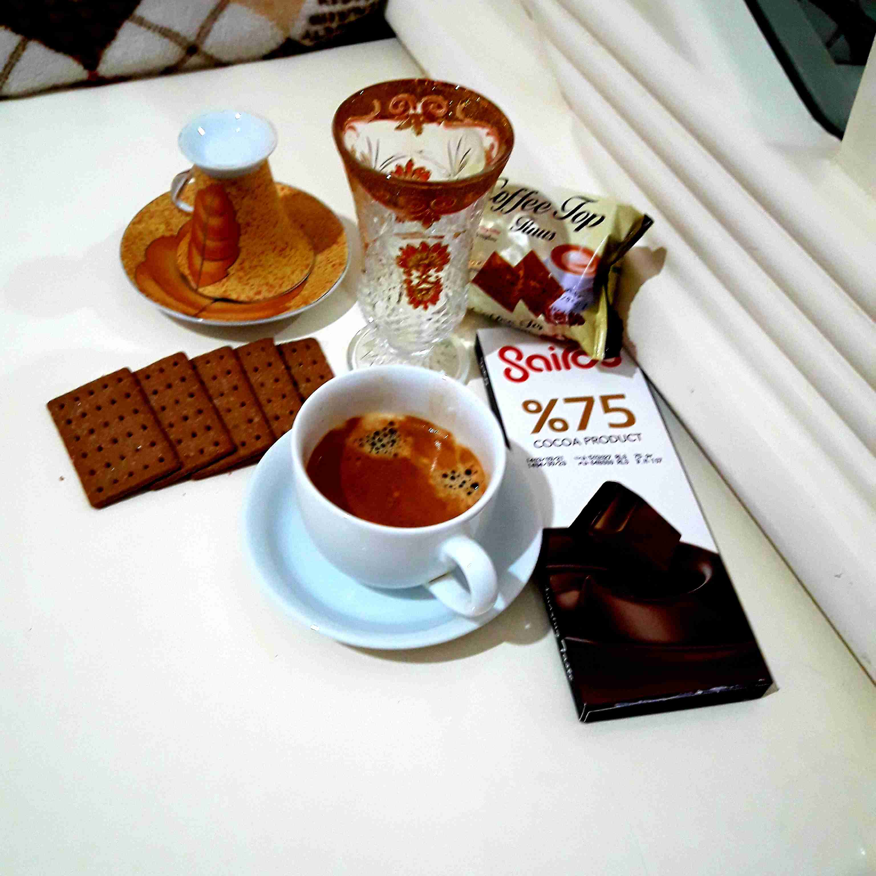 اگہ یہ روزی اونقددرک برہ بالا کہ سرت بہ زندگی خودت گرم باشہ۔۔اونوقت ھم زندگی زیباست ھم حال خودت خوبہ ھم حال بقیہ رو بد نمی کنی✌