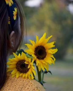 سلام کپشن لطفا 👇🏻