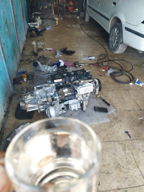 کی تشنشه براش آب بریزم 