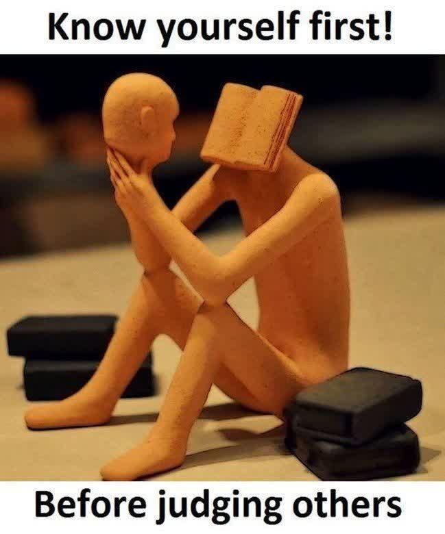 قبل از اینکه دیگران را قضاوت کنی
خودت را بشناس ...