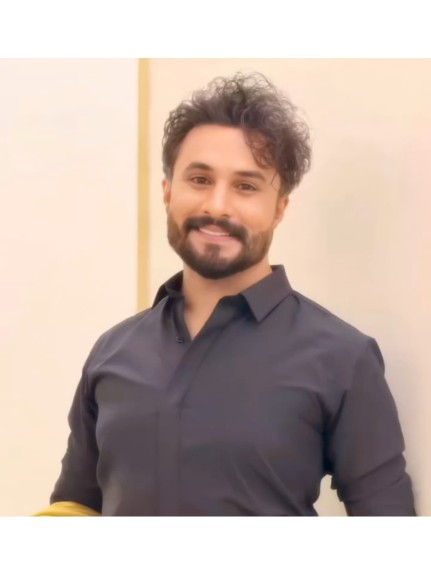 مرد باید اینجوری باش خوشگل خوشتیپـ