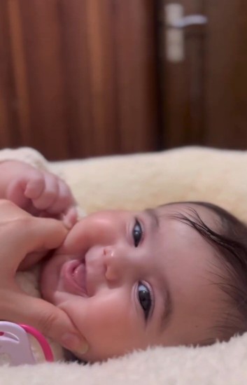 مامان بچه که همکارت باشه دیگه آزادی🥰🤪