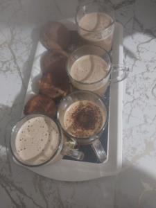 کاپوچینو.   تاره از سرکار رسیدم آماده کردم خودم کنار خانواده