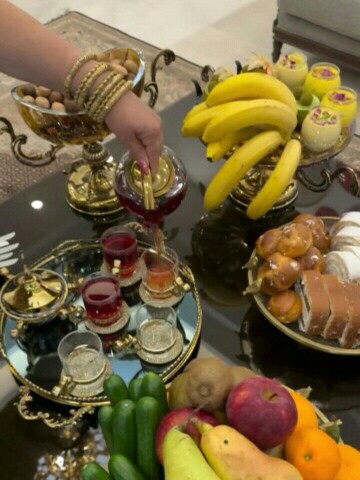 شماها نظر بدین.کدومش قشنگه؟طلاها.خیارا.موزا.فنجونا🤔