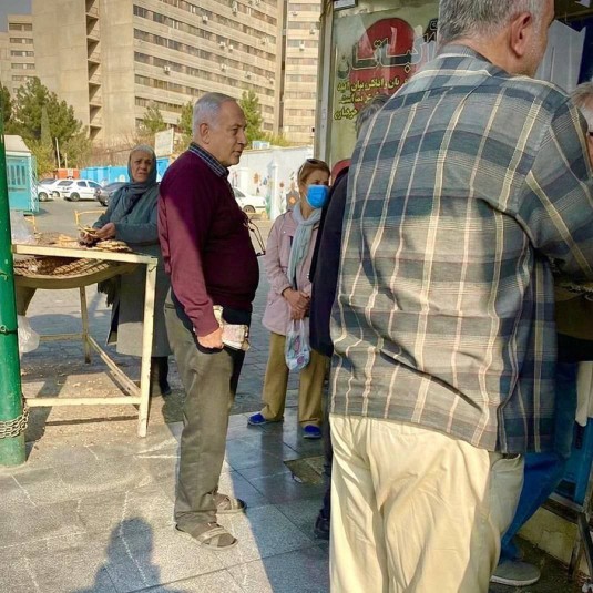 دیده شدن بنیامین نتانیاهو در صف نان،شهرکِ اکباتان..🤣