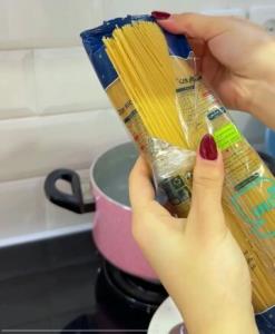 بوقتِ ماکارونی