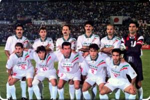 هر کدوم خودشون ی تیم هستن دقالب تیم ملی