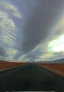 و چشمانی منتظر به راه باران ☹️😢🙏