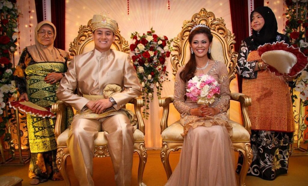 مالزی؛ عروس و داماد بینوا