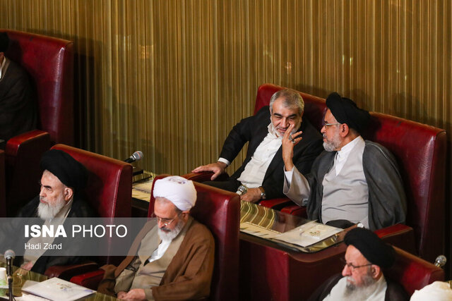 از کتابخوانی روحانی تا گفتوگوی علوی و کدخدایی