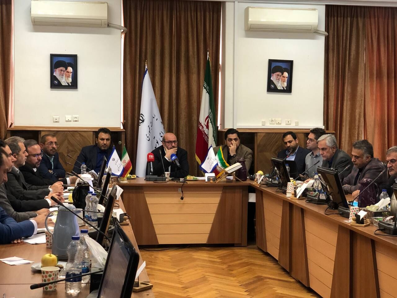 ایران پرسمان
