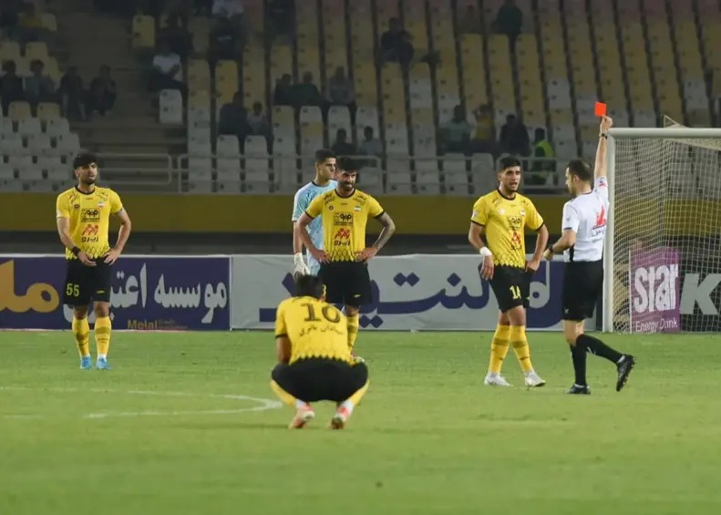 آریا جوان