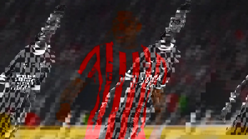 آریا جوان