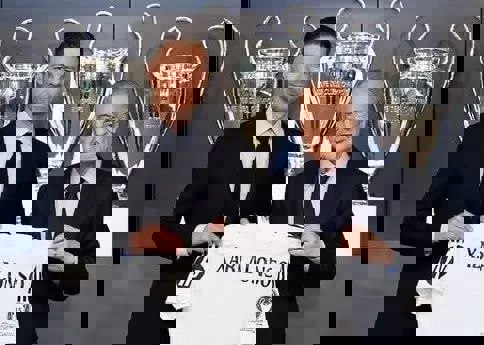 آریا جوان