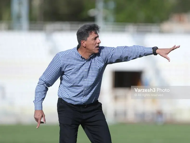 آریا بانو