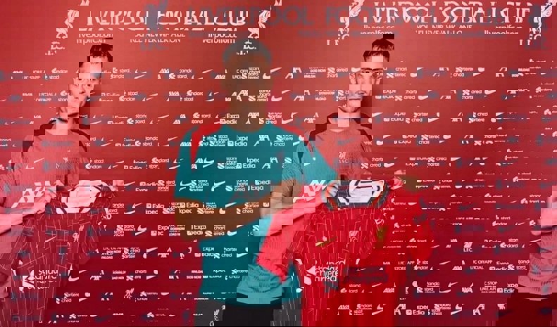 آریا جوان