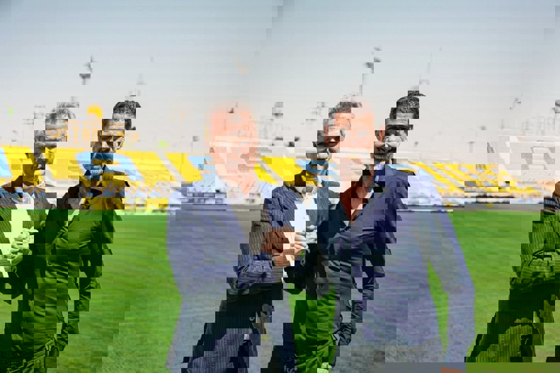 آریا جوان