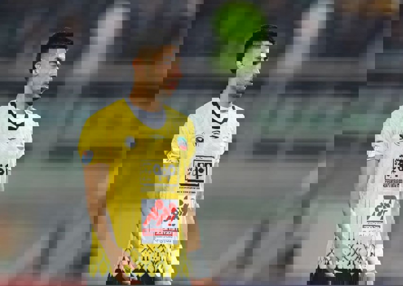 آریا جوان